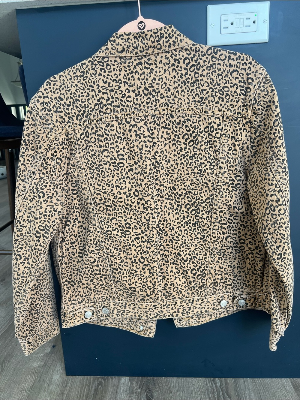 Brunette the Label -Lindsay Leopard Denim Jacket (NWT) M/L *see photos for info - Picture 14 of 16
